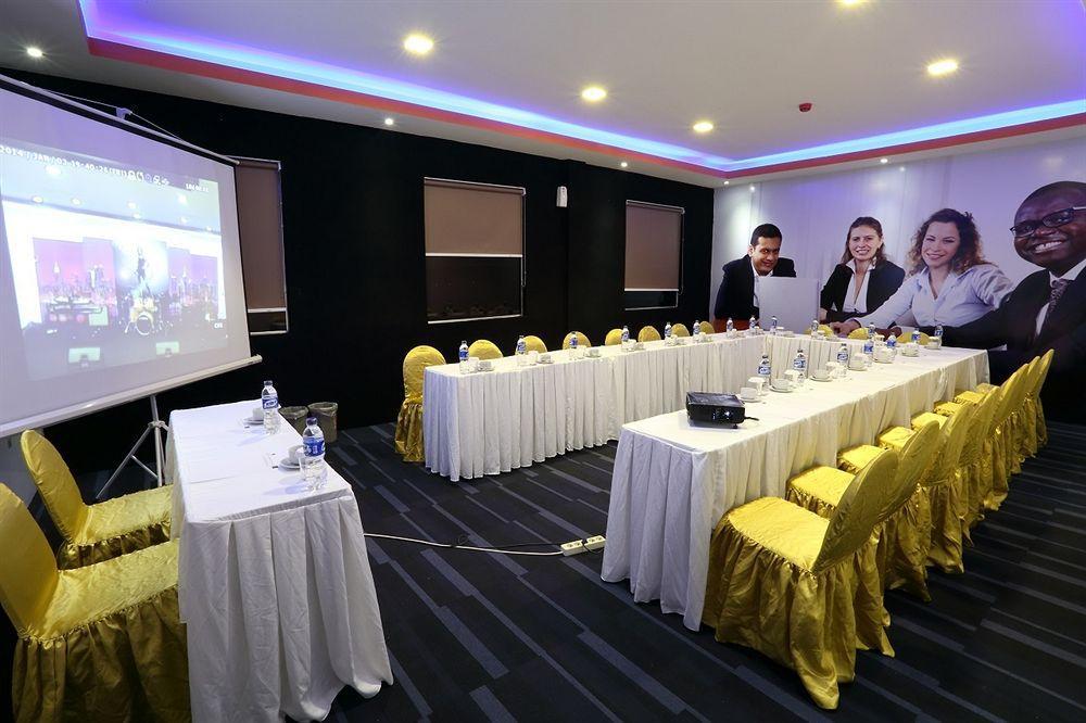 Miyanna Hotel Medan Zewnętrze zdjęcie