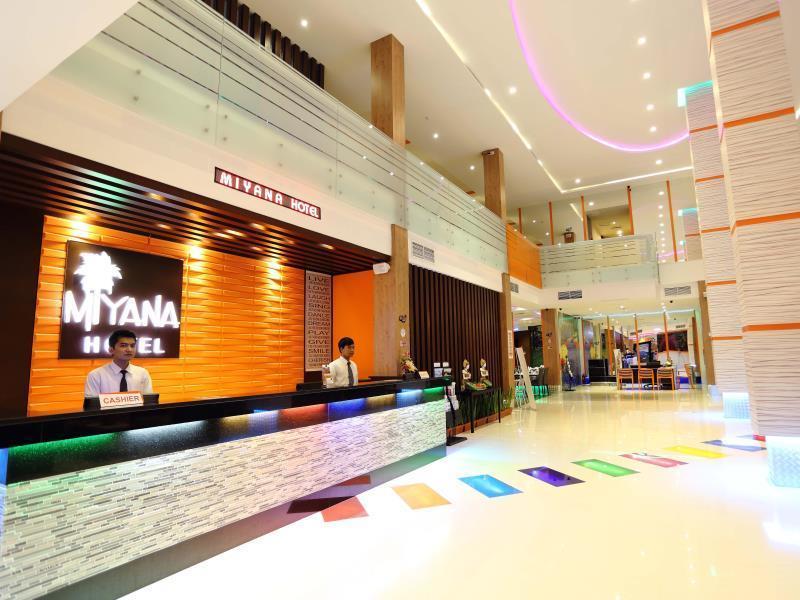 Miyanna Hotel Medan Zewnętrze zdjęcie
