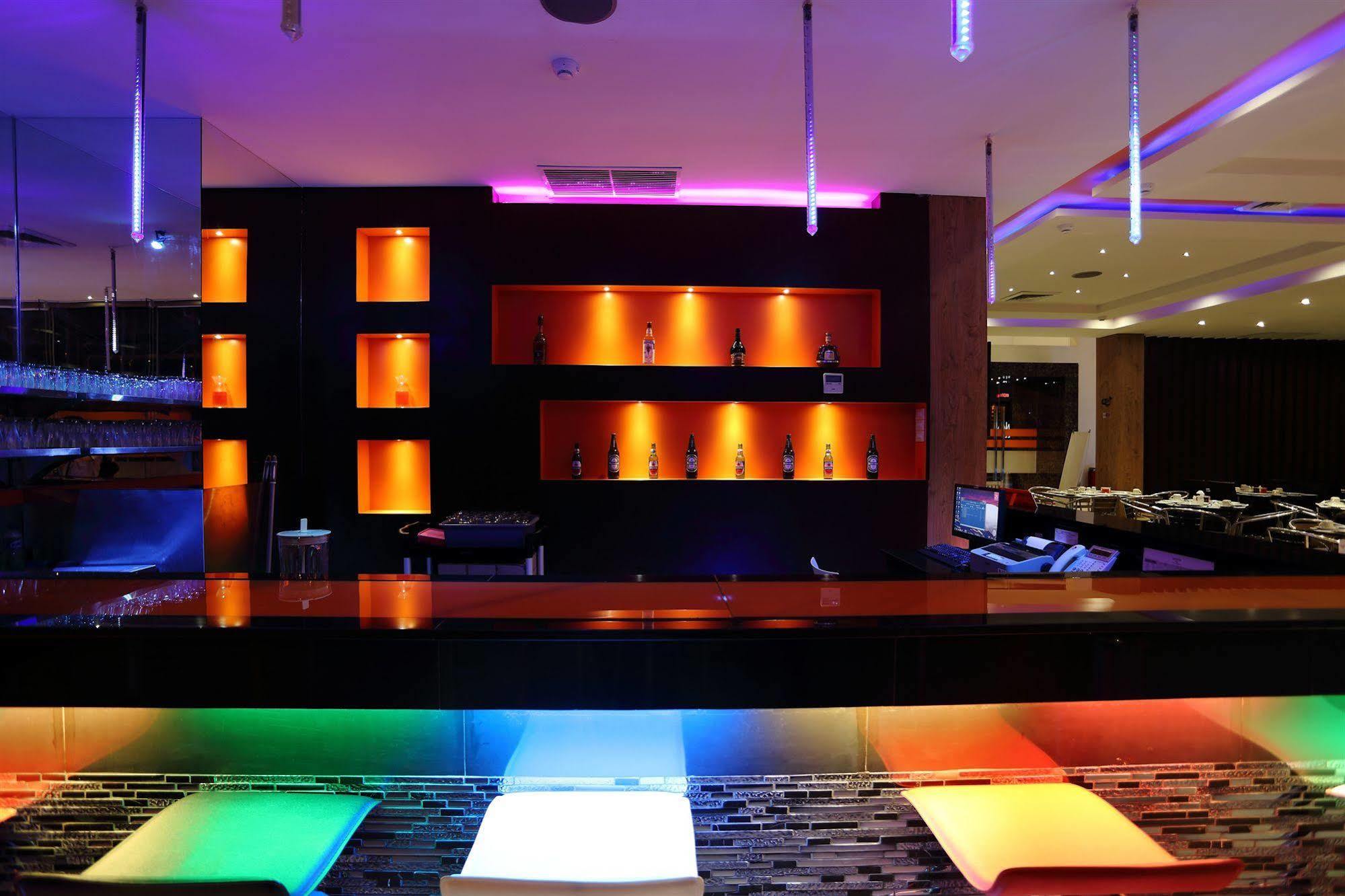 Miyanna Hotel Medan Zewnętrze zdjęcie